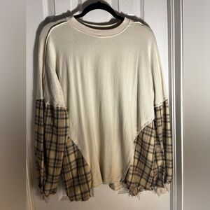 BKE sweater size small